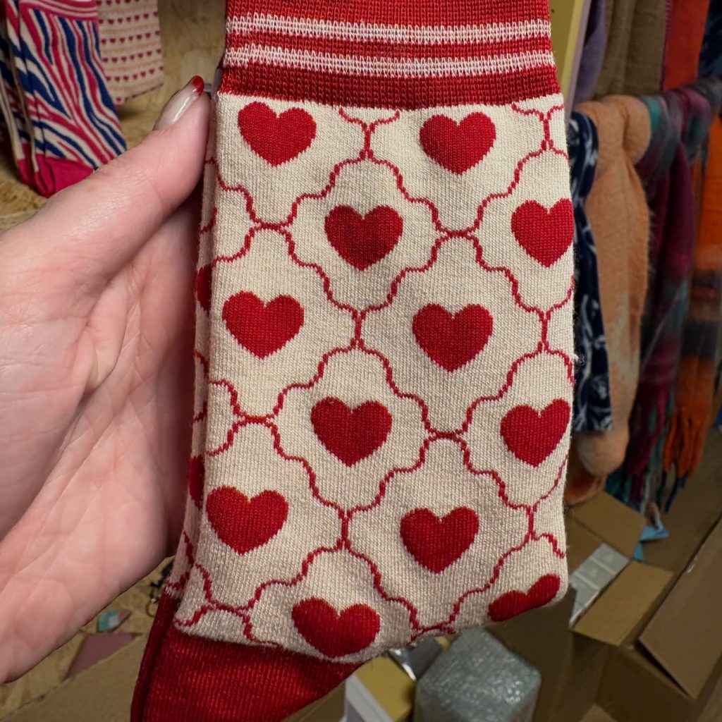 Instagram post from thegoodhomegifts. This post is in position 6.