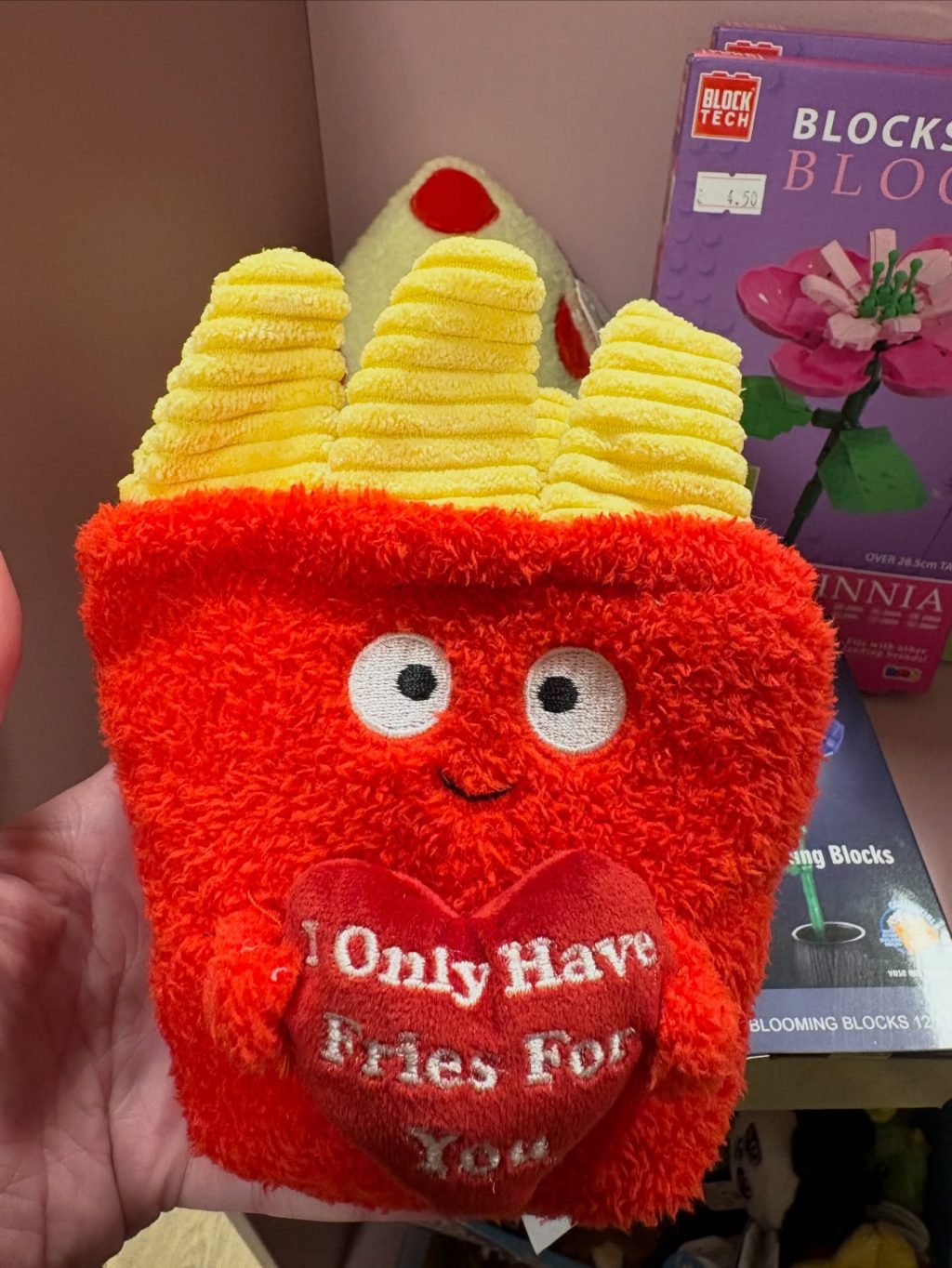 Instagram post from thegoodhomegifts. This post is in position 4.