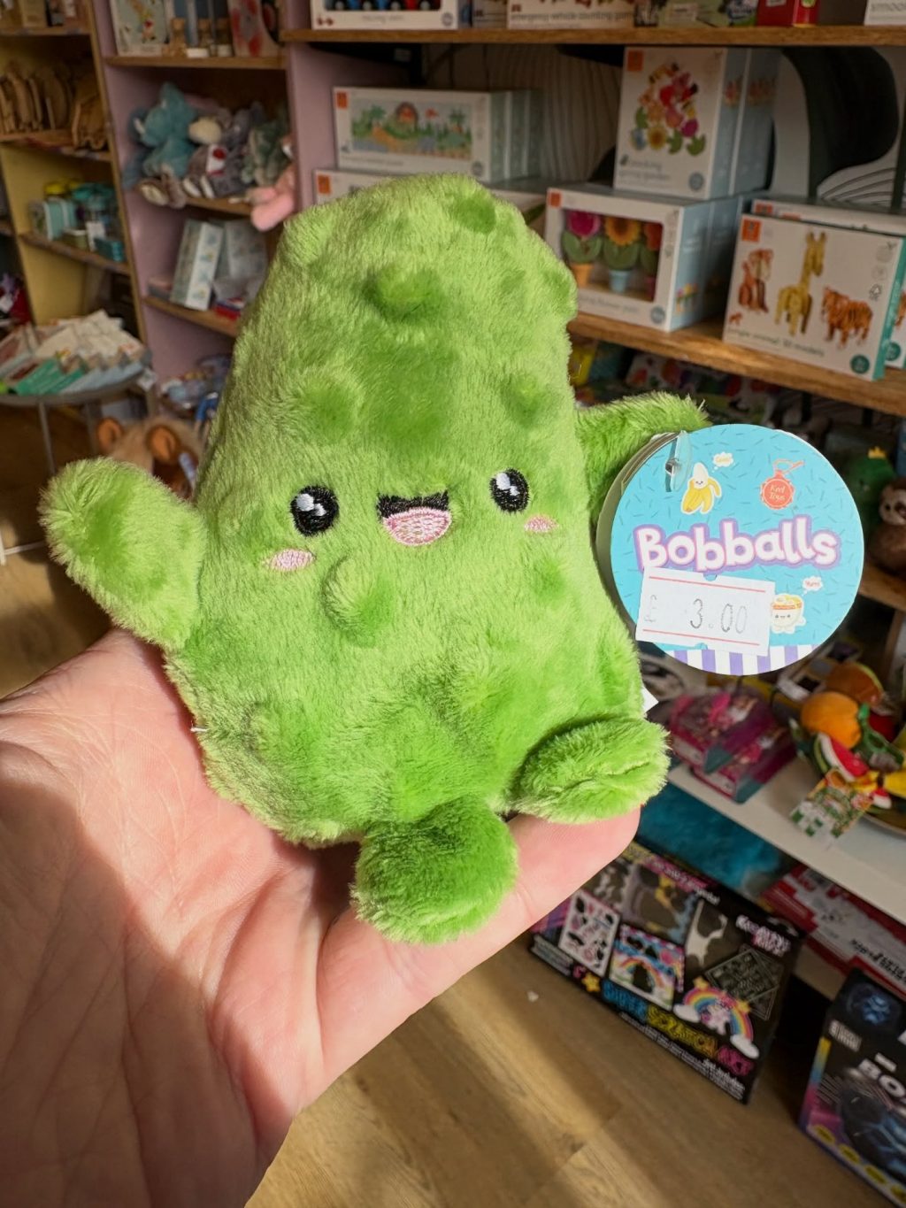 Instagram post from thegoodhomegifts. This post is in position 4.