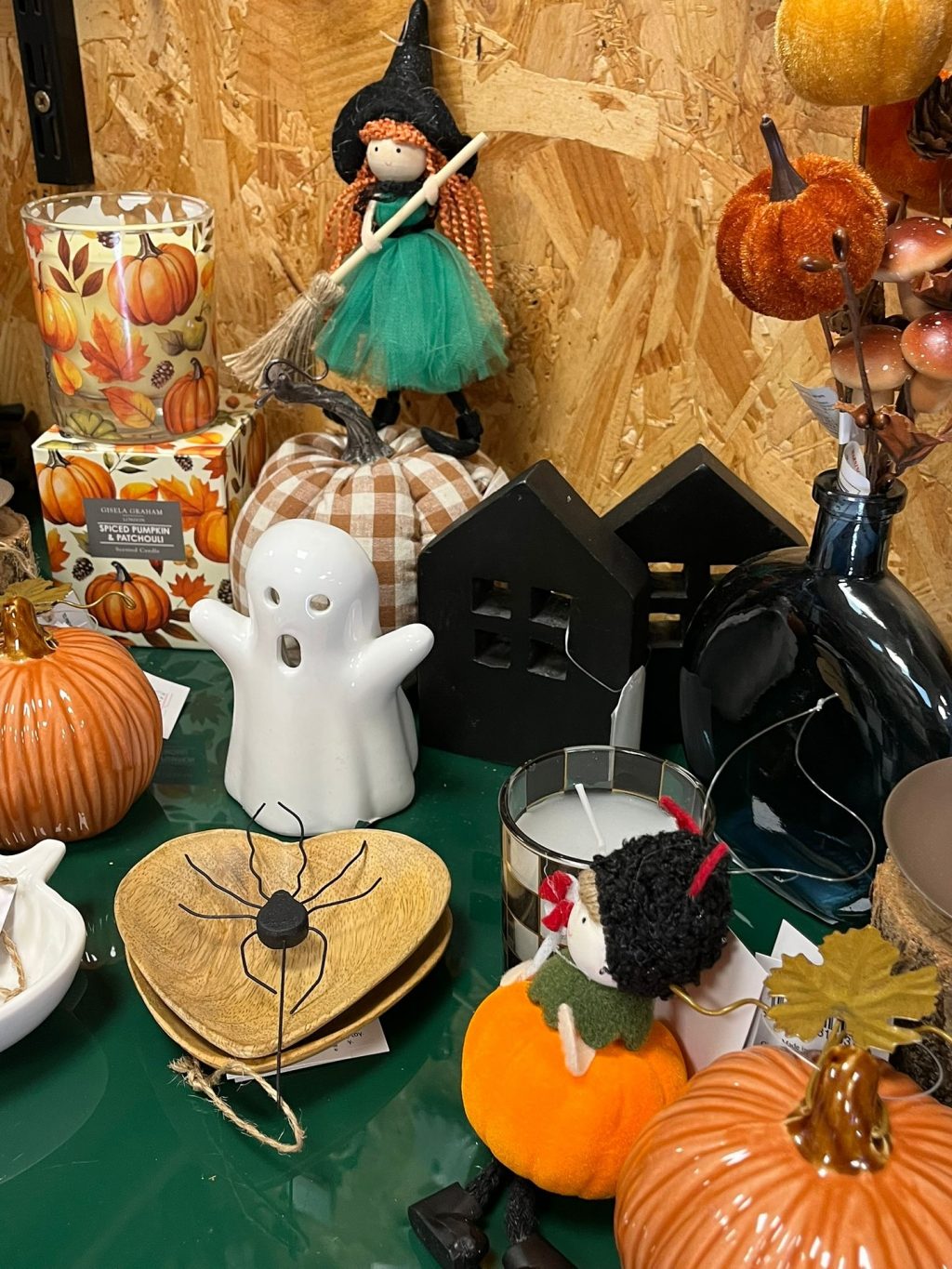 Instagram post from thegoodhomegifts. This post is in position 1.