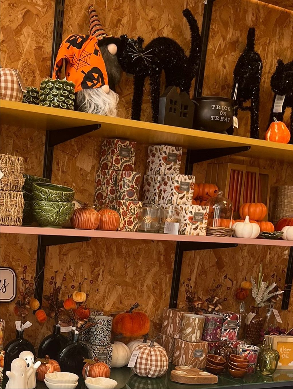 Instagram post from thegoodhomegifts. This post is in position 5.