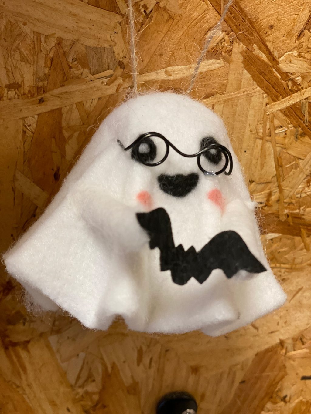 Instagram post from thegoodhomegifts. This post is in position 5.