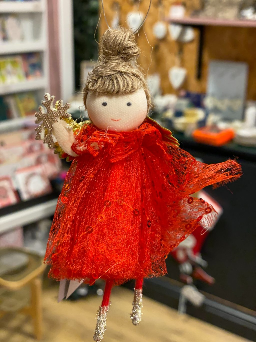 Instagram post from thegoodhomegifts. This post is in position 0.