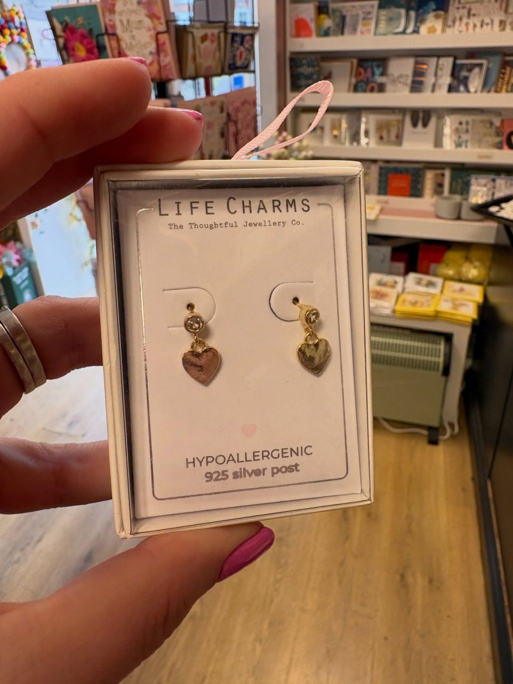 Instagram post from thegoodhomegifts. This post is in position 7.