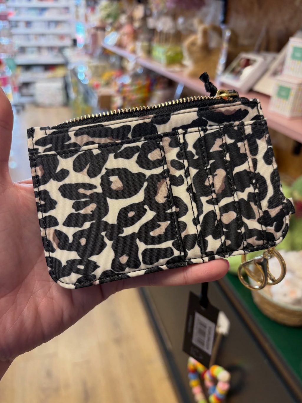 Instagram post from thegoodhomegifts. This post is in position 7.