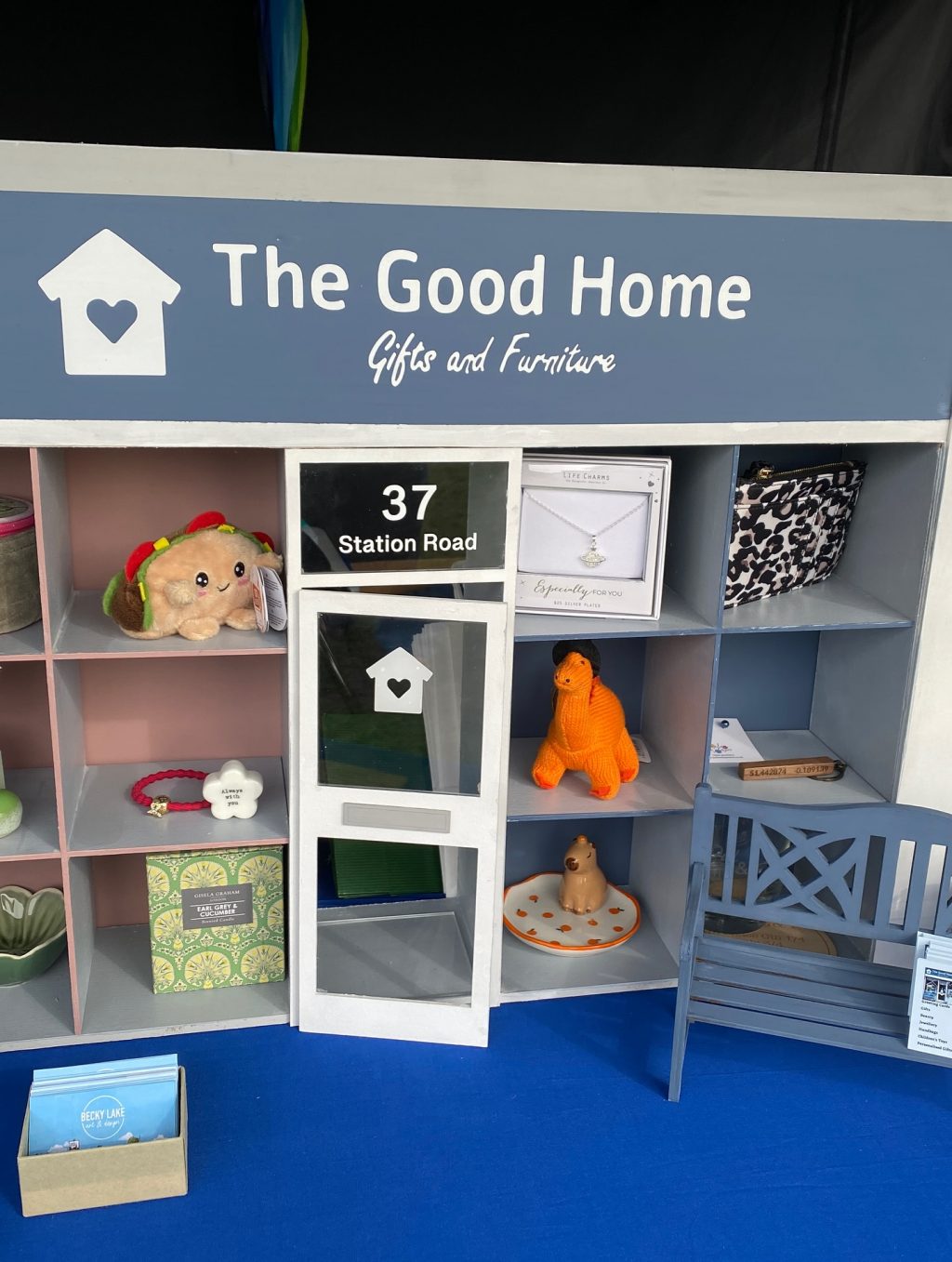 Instagram post from thegoodhomegifts. This post is in position 2.